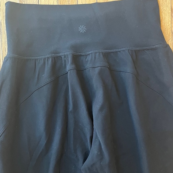 Athleta Salutation Black PowerVita Jogger - Picture 7 of 7